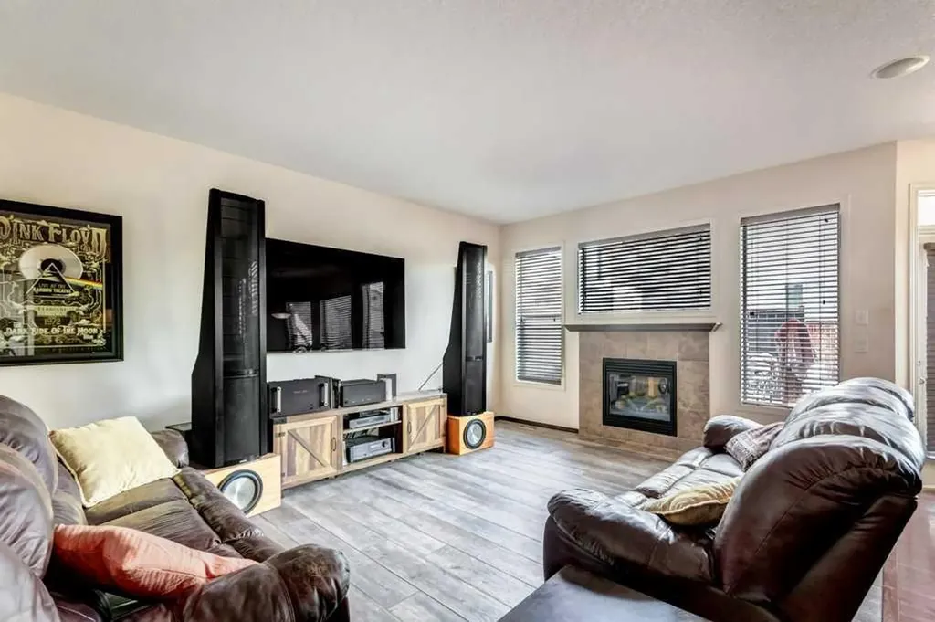 265 Brightonwoods Gardens SE Calgary AB T2Z0T4