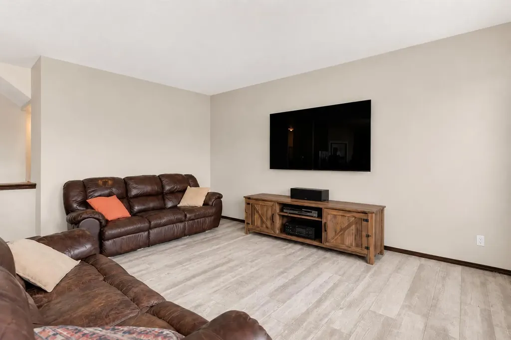 265 Brightonwoods Gardens SE Calgary AB T2Z0T4