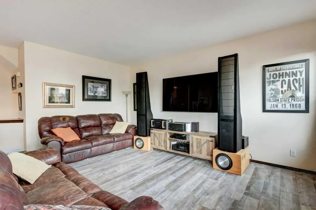 265 Brightonwoods Gardens SE Calgary AB T2Z0T4