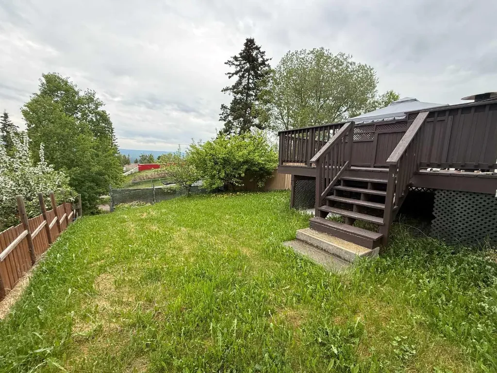 150 Sutherland Avenue Hinton AB T7V1L8