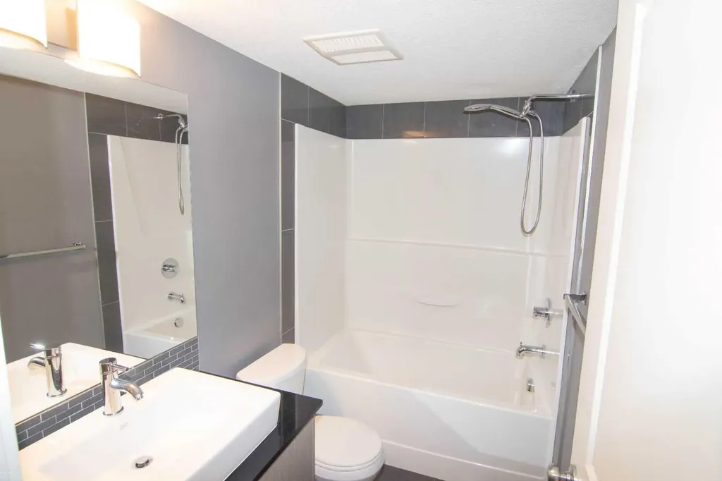 240 Skyview Ranch Road NE Calgary AB T3N 0P4