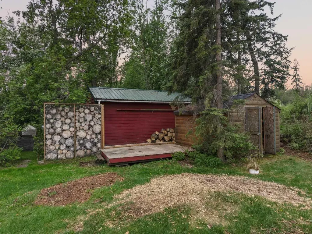 41513 Highway 771 Rural Lacombe County AB T0C 0J0
