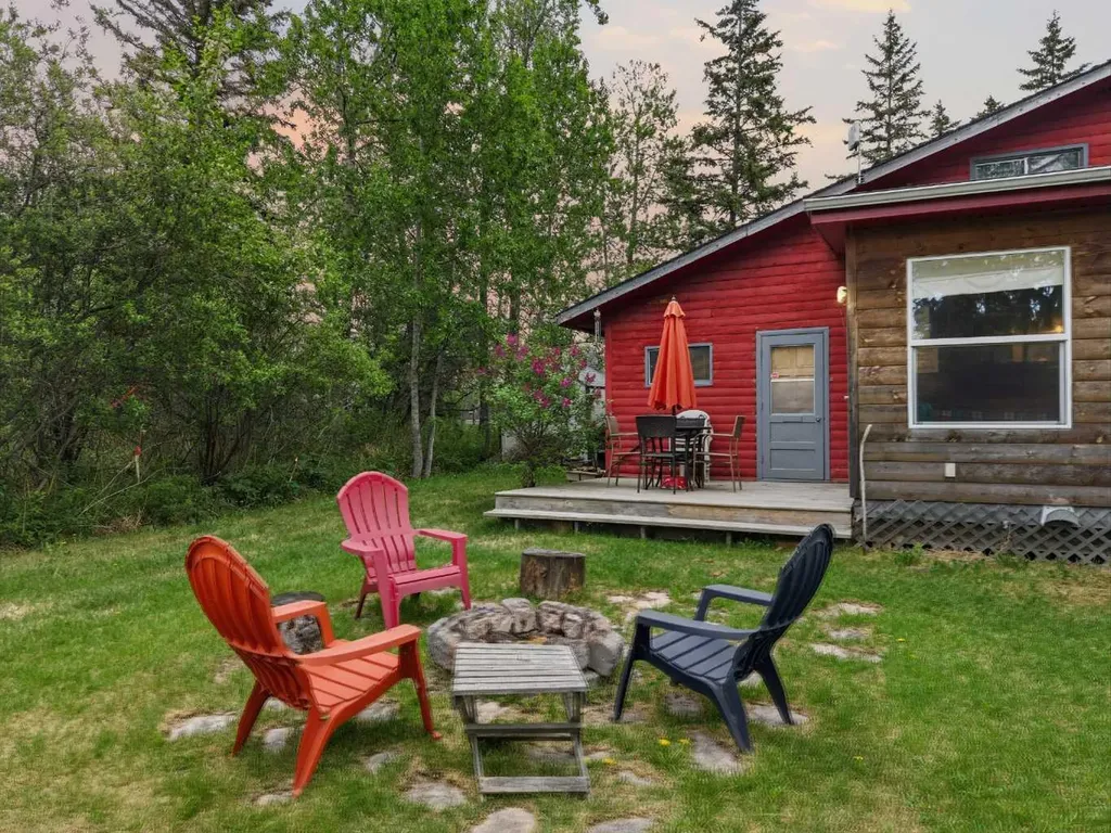 41513 Highway 771 Rural Lacombe County AB T0C 0J0