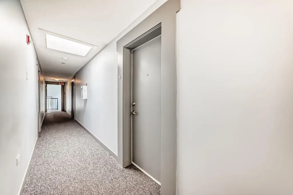 2902 17 Avenue SW Calgary AB T3E 0A9