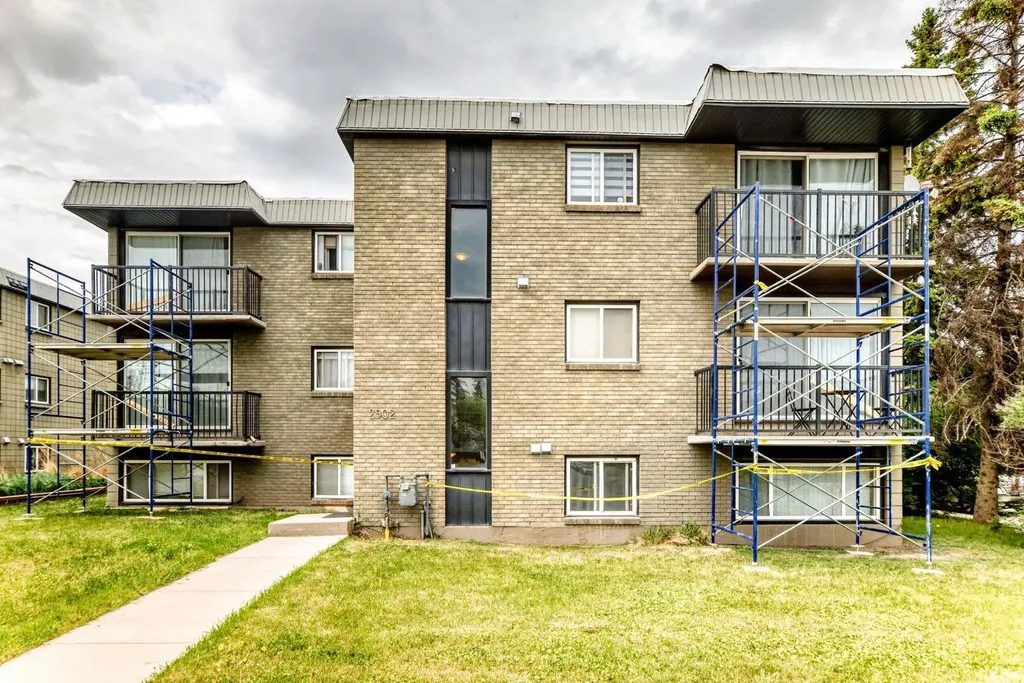2902 17 Avenue SW Calgary AB T3E 0A9