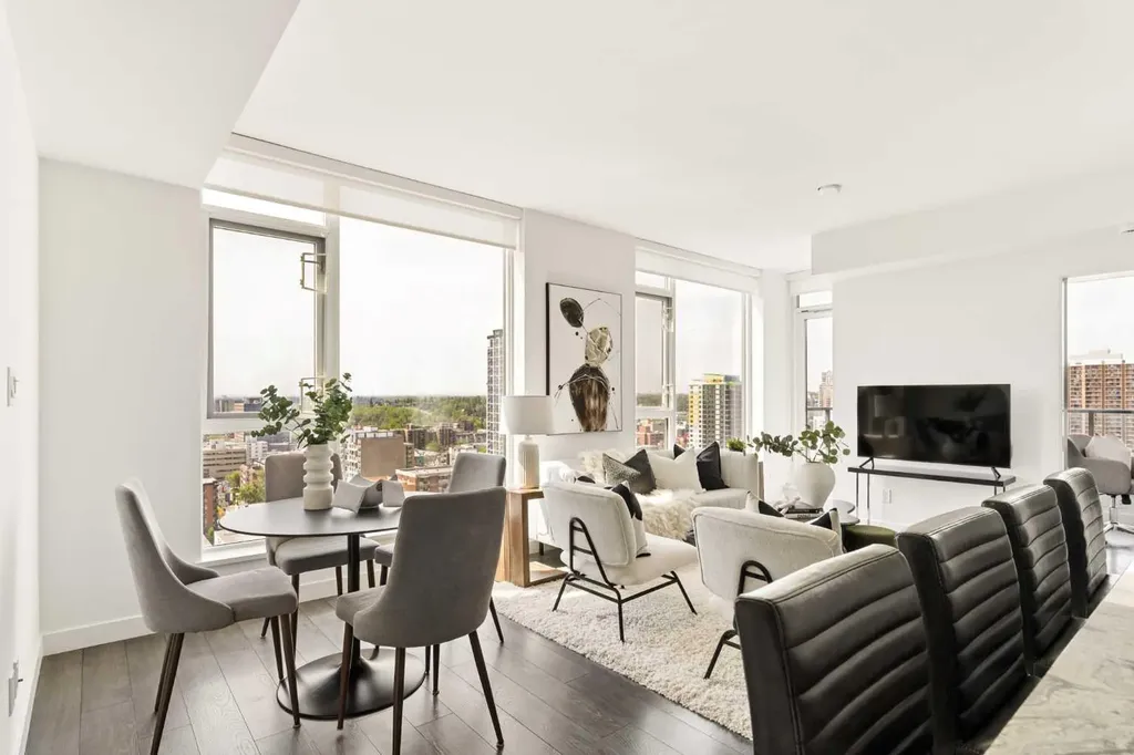 310 12 Avenue SW Calgary AB T2R 1B5