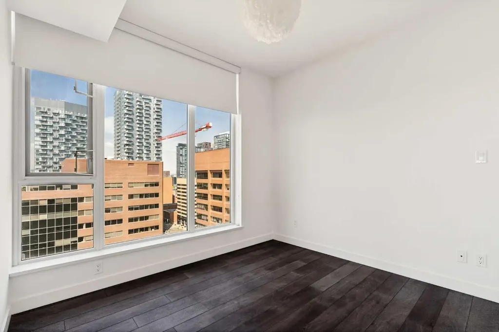 310 12 Avenue SW Calgary AB T2R 1B5