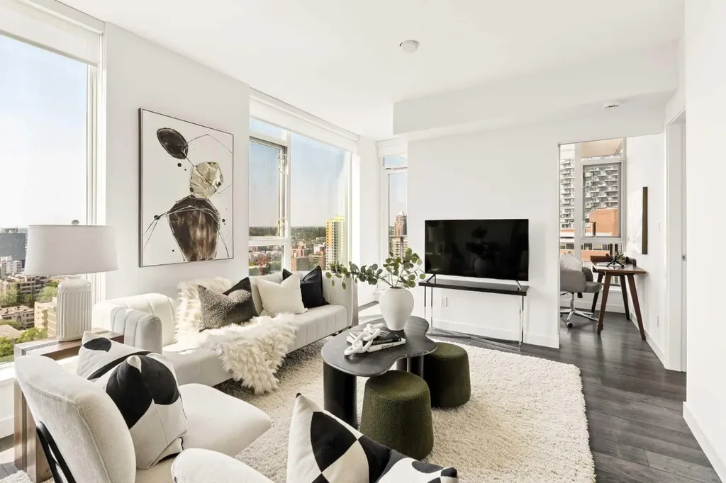 310 12 Avenue SW Calgary AB T2R 1B5