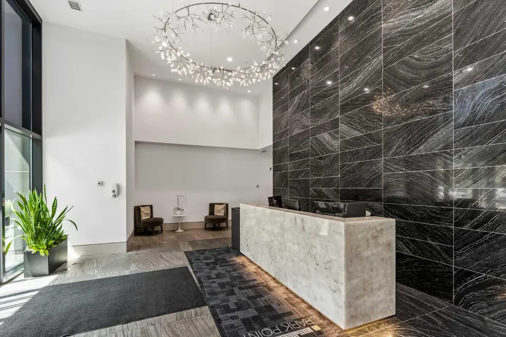 310 12 Avenue SW Calgary AB T2R 1B5