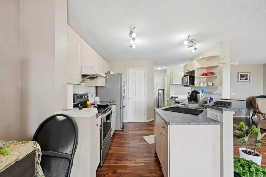 86 Saddlecrest Close NE Calgary AB T3J5B6