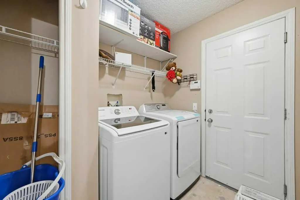 86 Saddlecrest Close NE Calgary AB T3J5B6