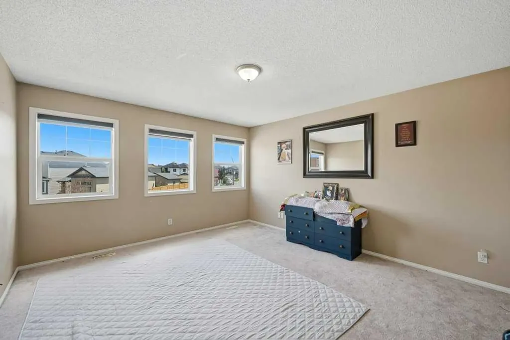 86 Saddlecrest Close NE Calgary AB T3J5B6