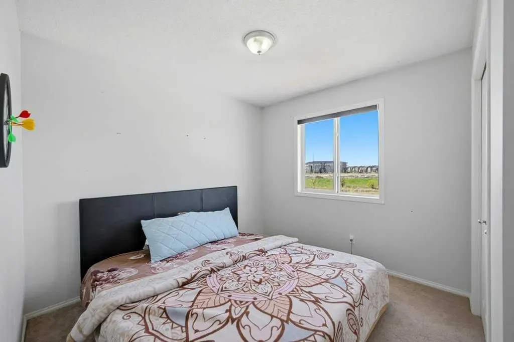 86 Saddlecrest Close NE Calgary AB T3J5B6