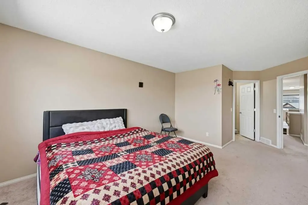86 Saddlecrest Close NE Calgary AB T3J5B6