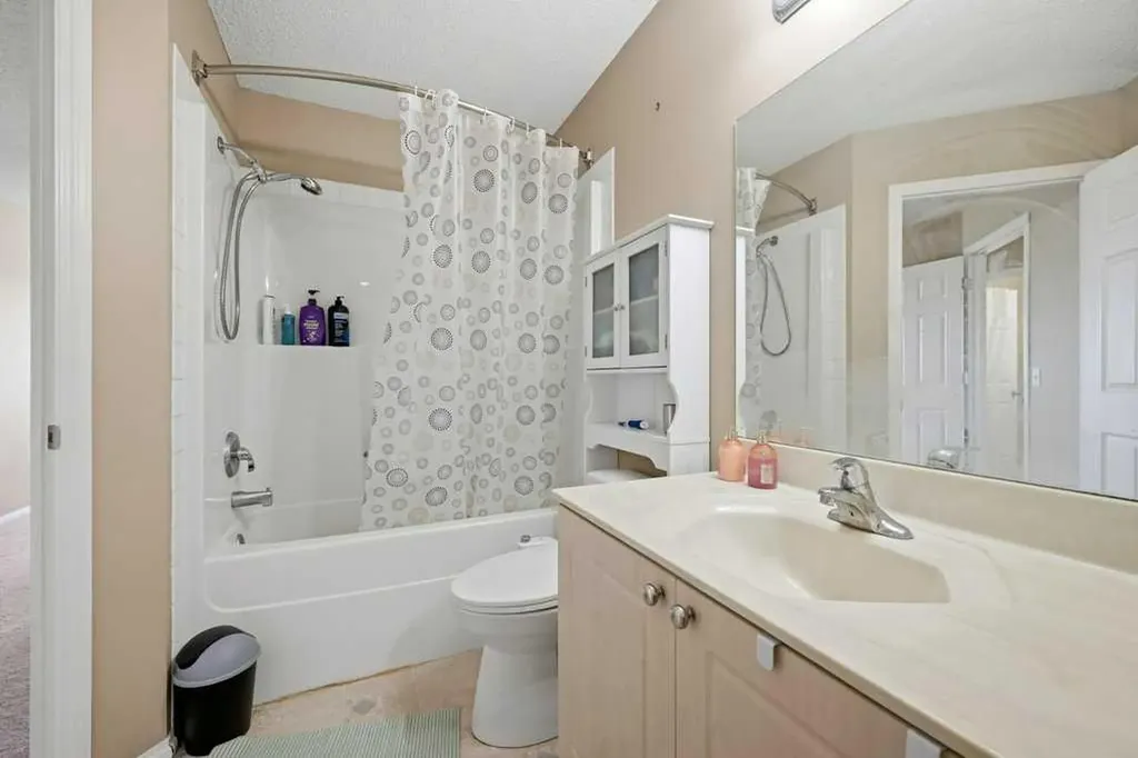 86 Saddlecrest Close NE Calgary AB T3J5B6