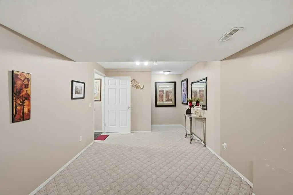 86 Saddlecrest Close NE Calgary AB T3J5B6