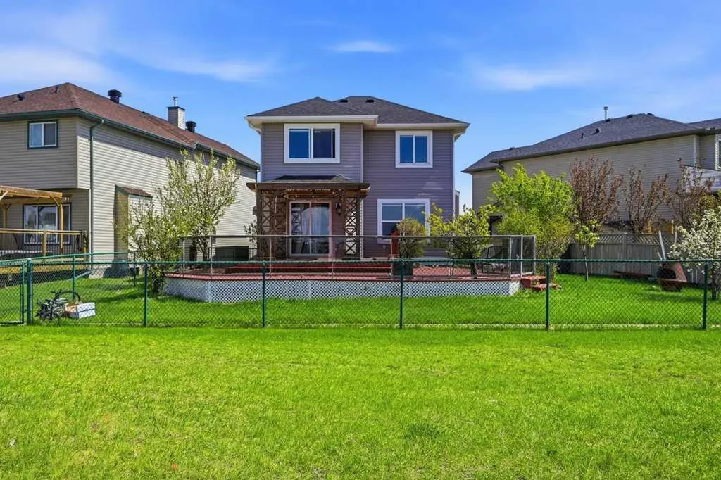 86 Saddlecrest Close NE Calgary AB T3J5B6