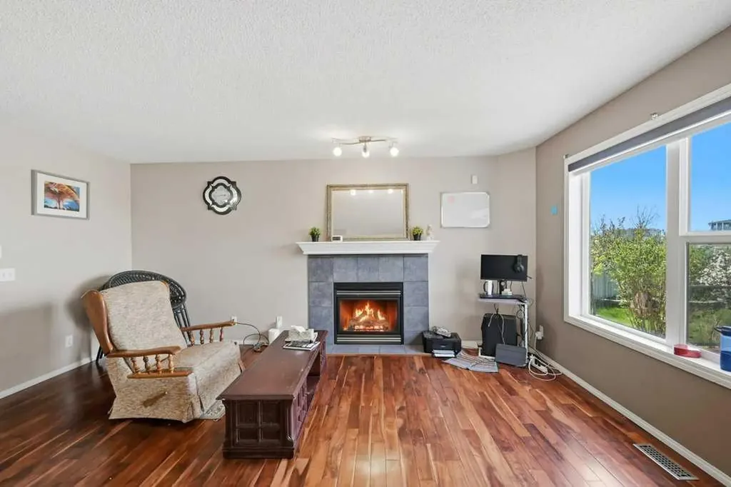 86 Saddlecrest Close NE Calgary AB T3J5B6