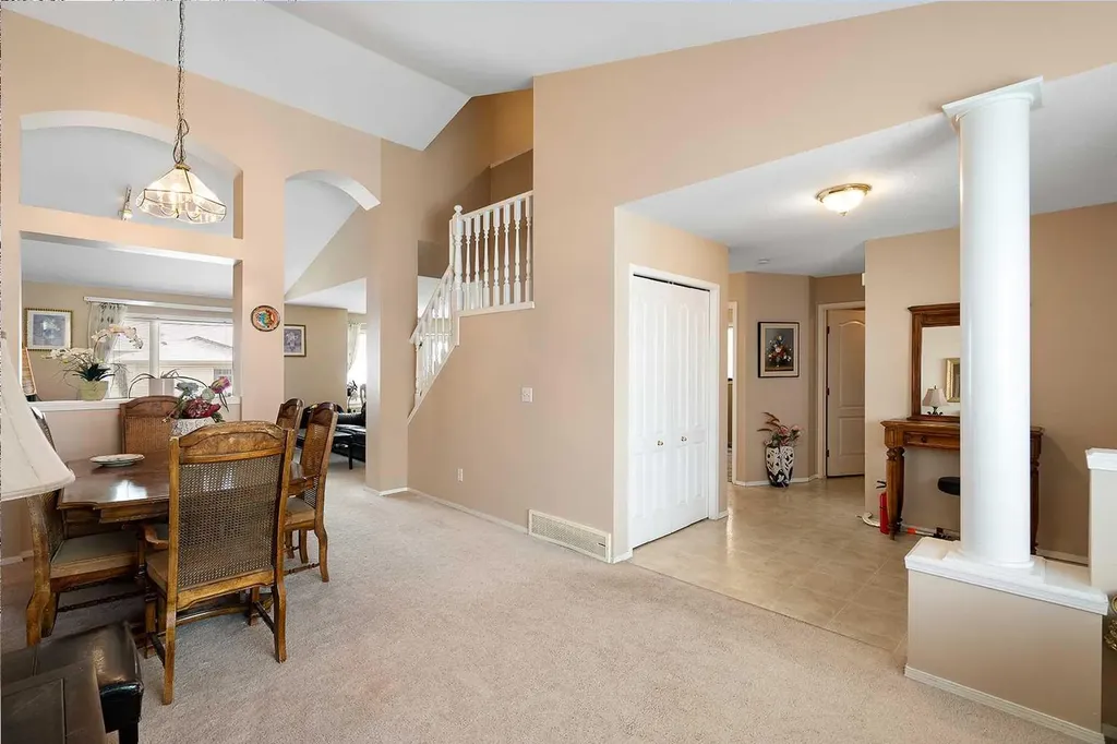 141 Arbour Stone Close NW Calgary AB T3G4T2