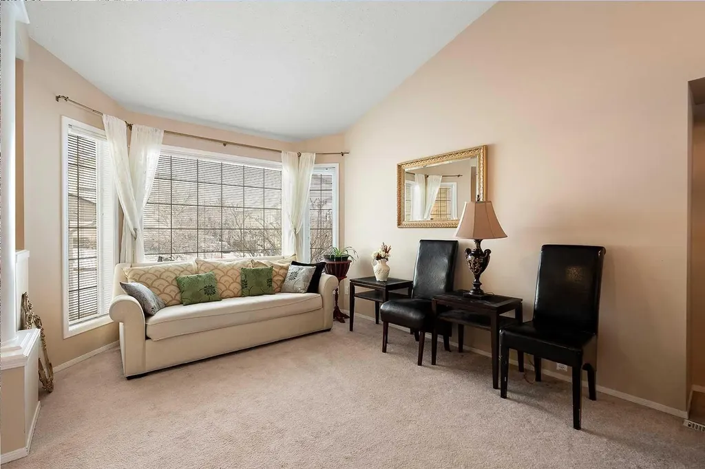 141 Arbour Stone Close NW Calgary AB T3G4T2