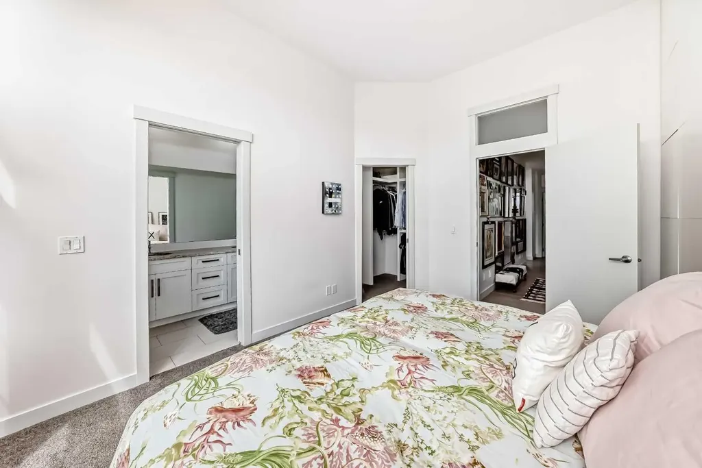 1048 Regal Crescent NE Calgary AB T2E5H1