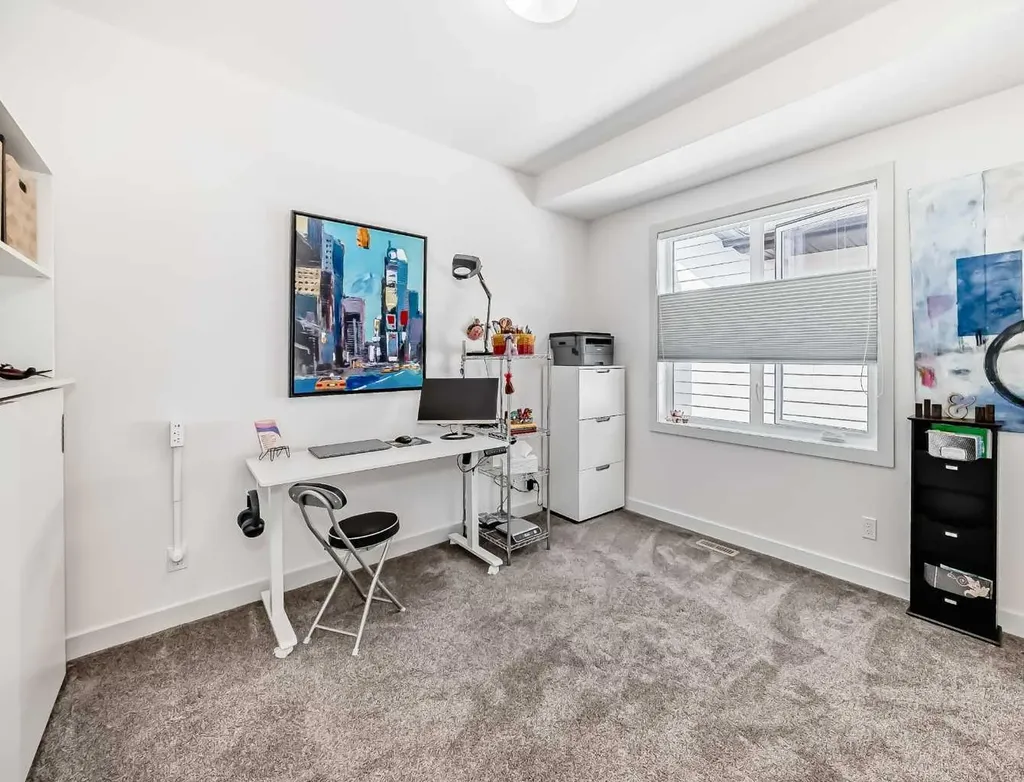 1048 Regal Crescent NE Calgary AB T2E5H1