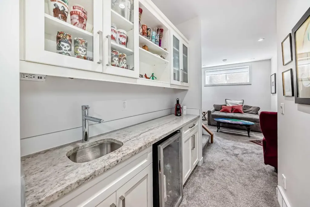 1048 Regal Crescent NE Calgary AB T2E5H1