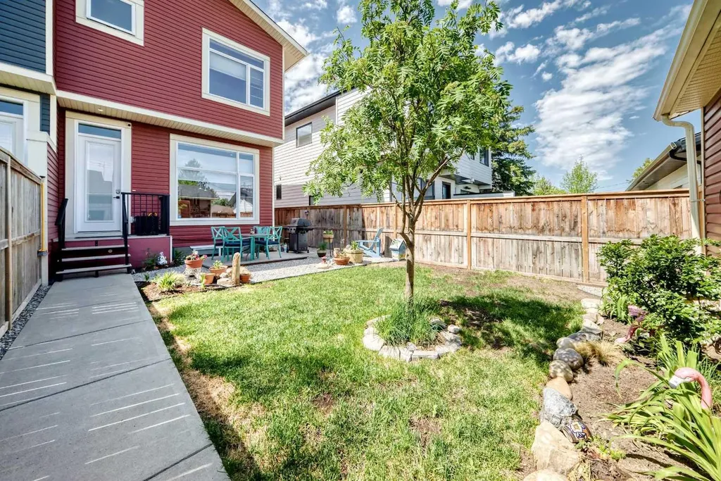 1048 Regal Crescent NE Calgary AB T2E5H1