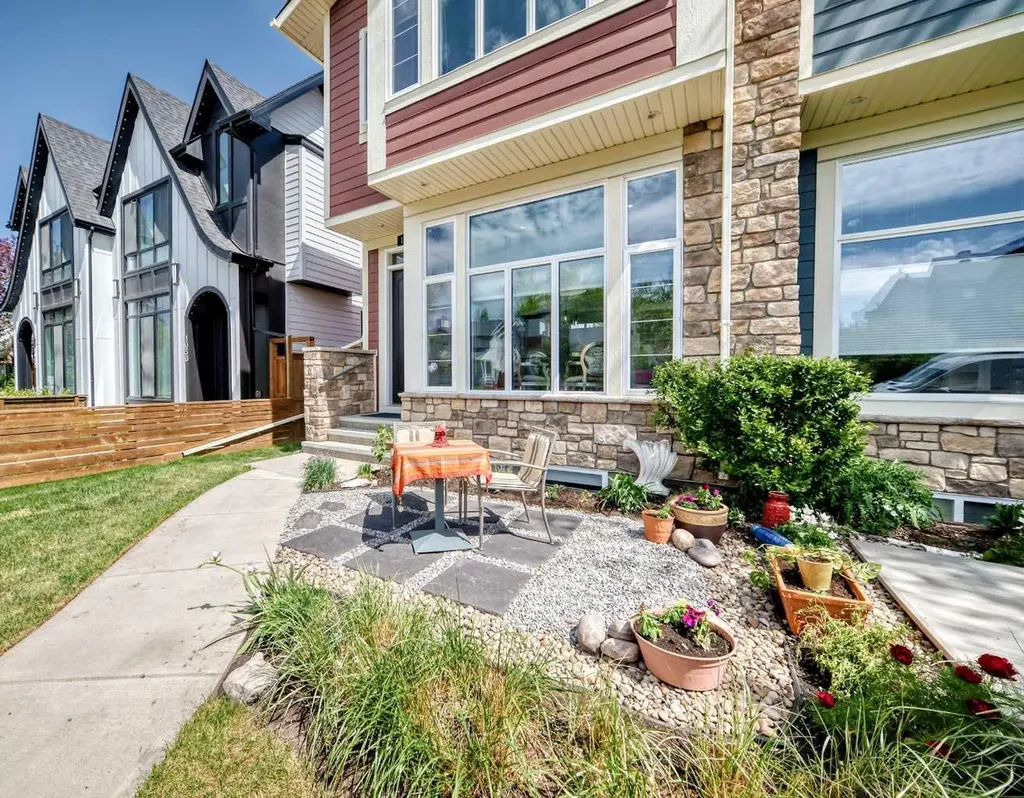 1048 Regal Crescent NE Calgary AB T2E5H1