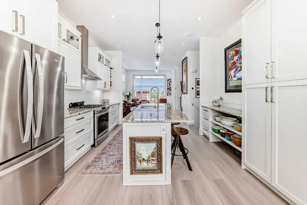 1048 Regal Crescent NE Calgary AB T2E5H1