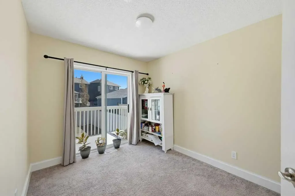 141 Martin Crossing Crescent NE Calgary AB T3J3S9