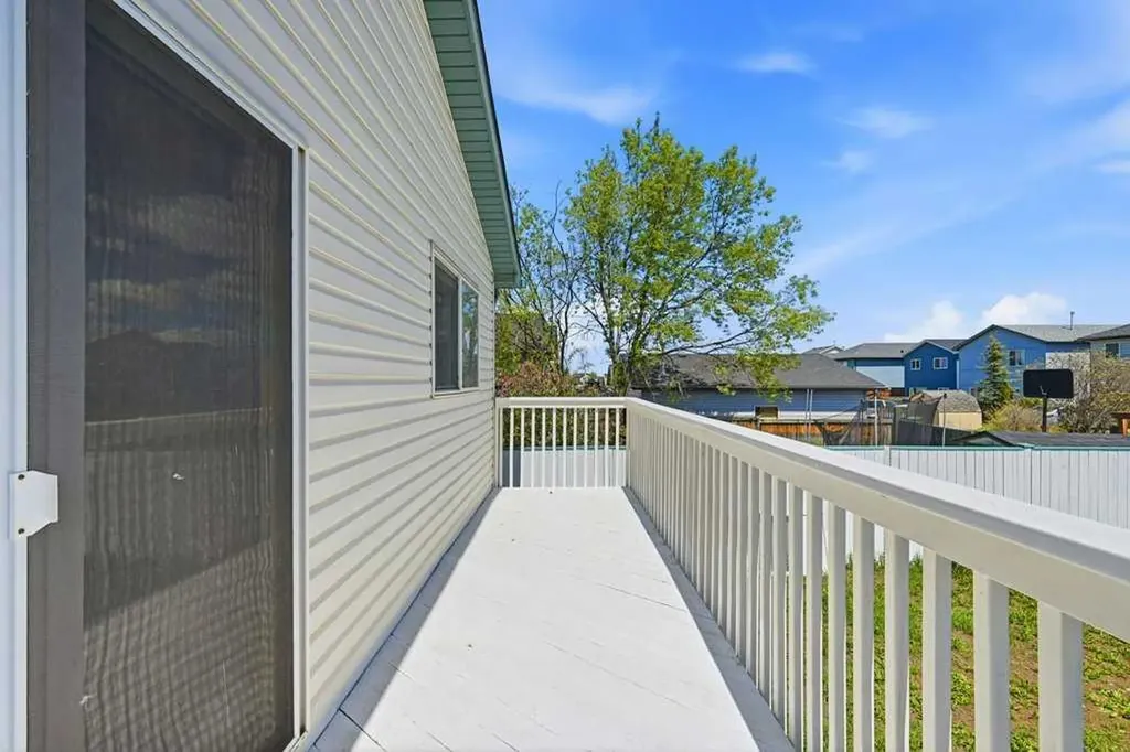 141 Martin Crossing Crescent NE Calgary AB T3J3S9