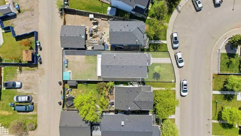 141 Martin Crossing Crescent NE Calgary AB T3J3S9