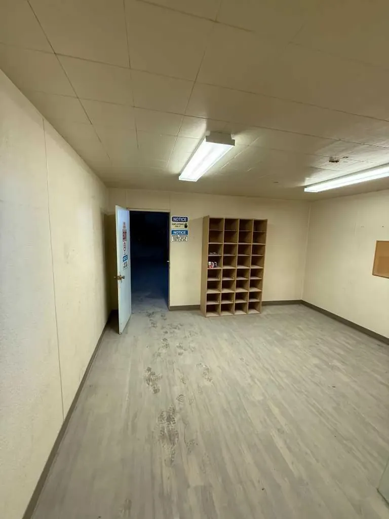1710 31 Street N Lethbridge AB T1H5H1