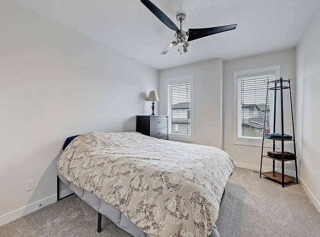 548 Cranbrook Gardens SE Calgary AB T3M 3N5