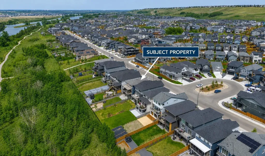 548 Cranbrook Gardens SE Calgary AB T3M 3N5