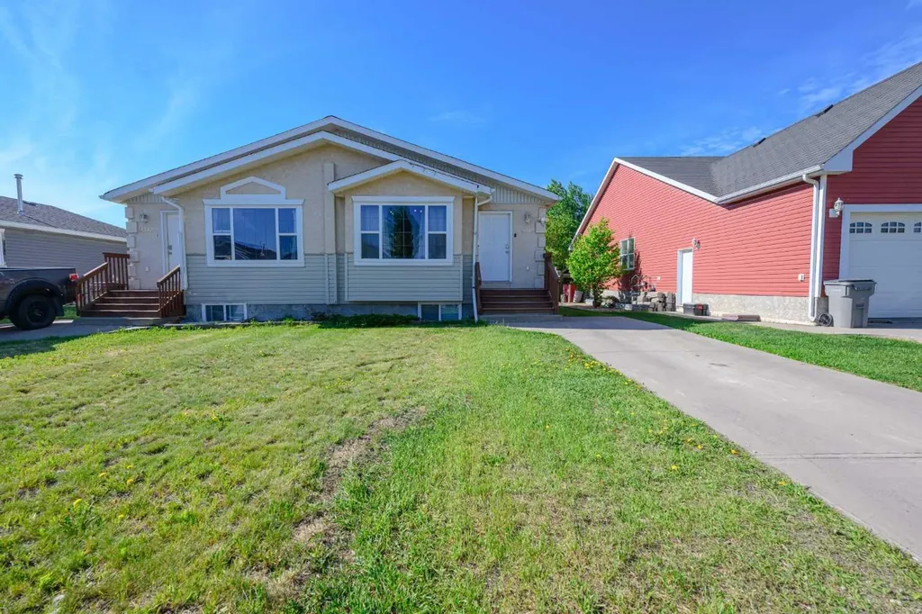 9249 94 Avenue Grande Prairie AB T8V 7S1
