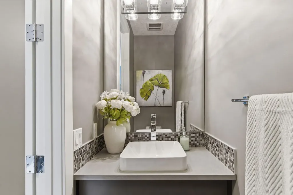 248 Aspenmere Circle Chestermere AB T1X 0T6
