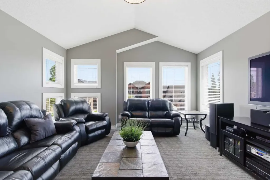 248 Aspenmere Circle Chestermere AB T1X 0T6