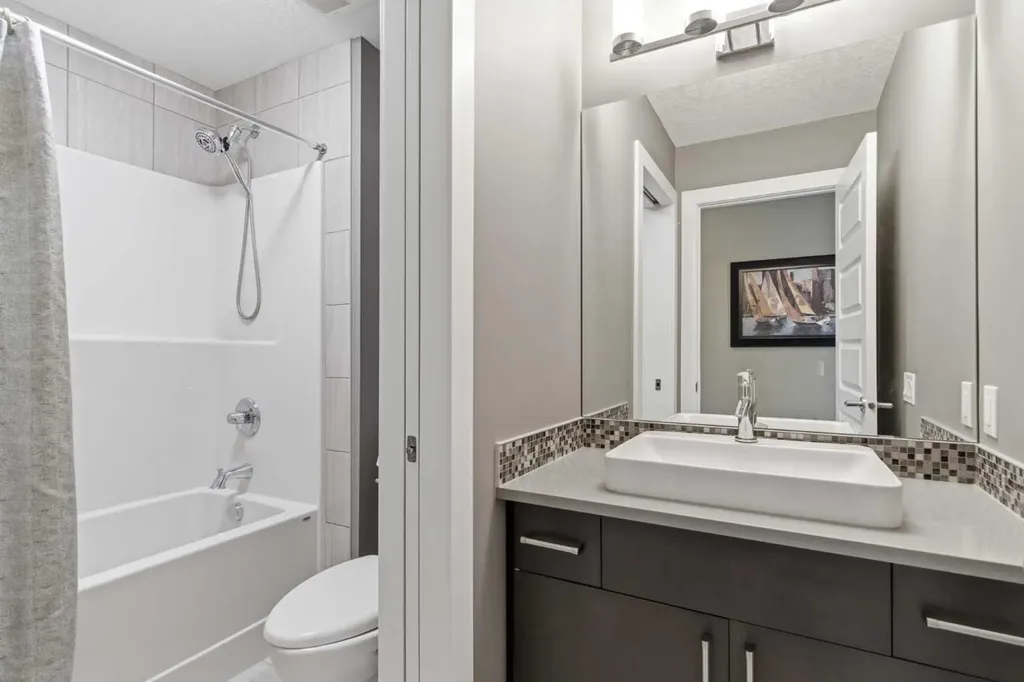 248 Aspenmere Circle Chestermere AB T1X 0T6