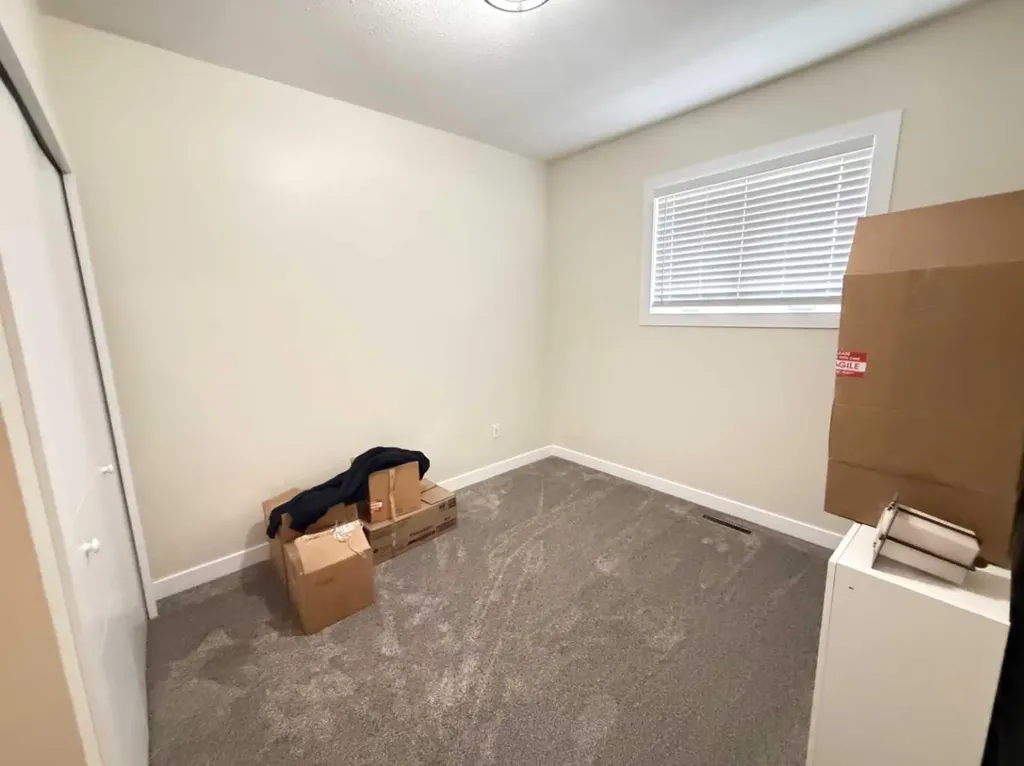 203 3 Street Mclaughlin AB T0B2Y0