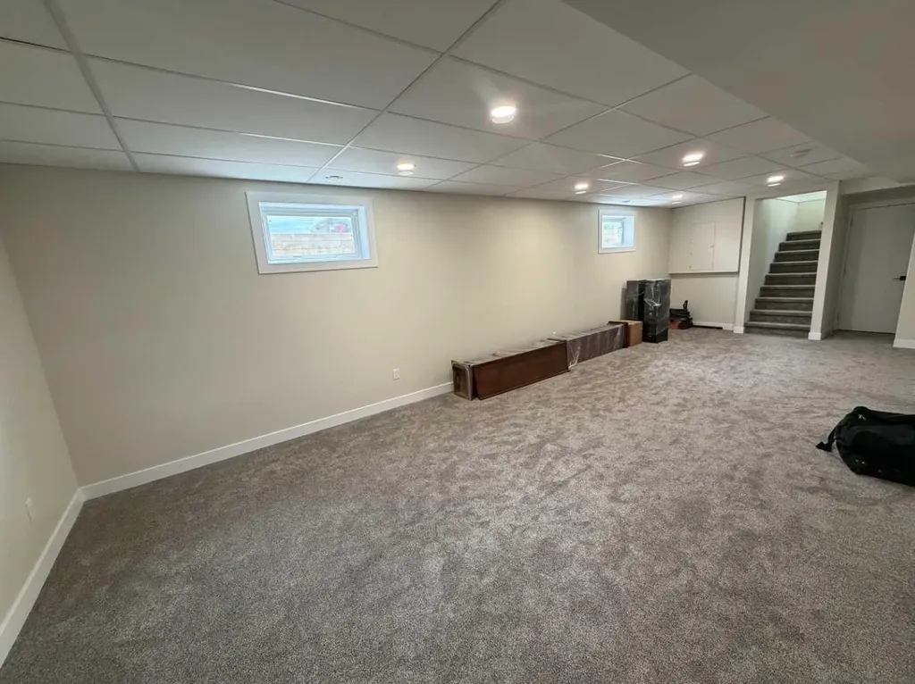 203 3 Street Mclaughlin AB T0B2Y0