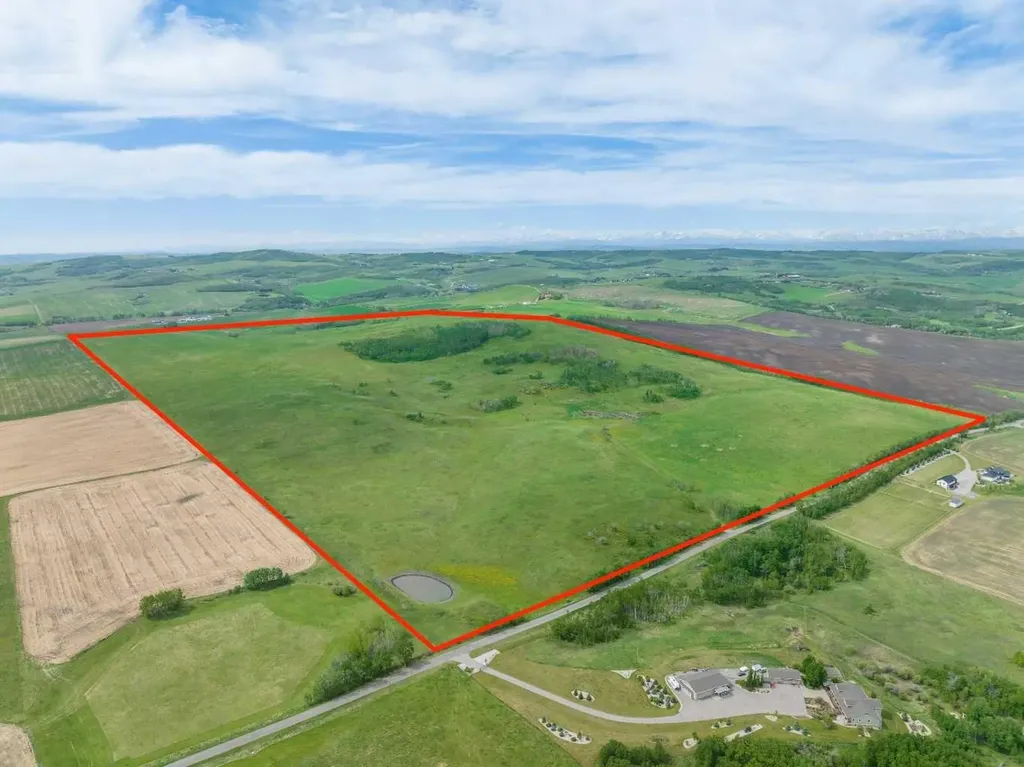 96 Street W Rural Foothills County AB T1S 3K4