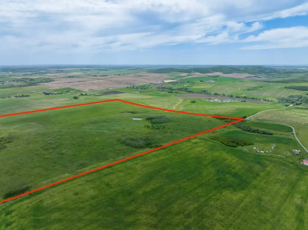 96 Street W Rural Foothills County AB T1S 3K4