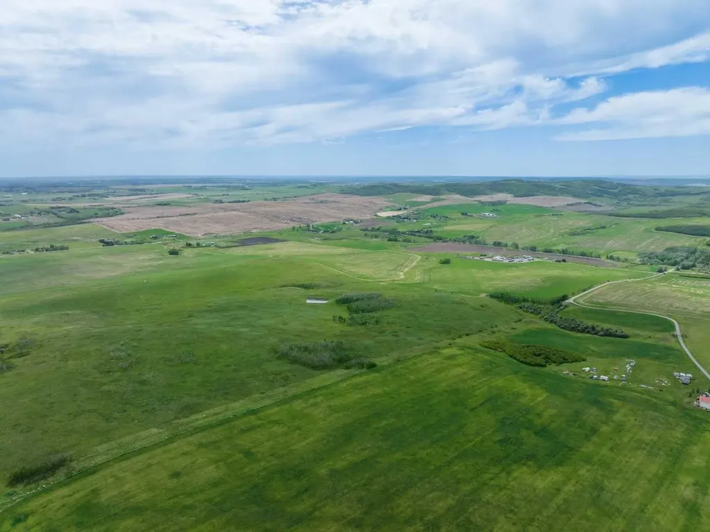 96 Street W Rural Foothills County AB T1S 0V1