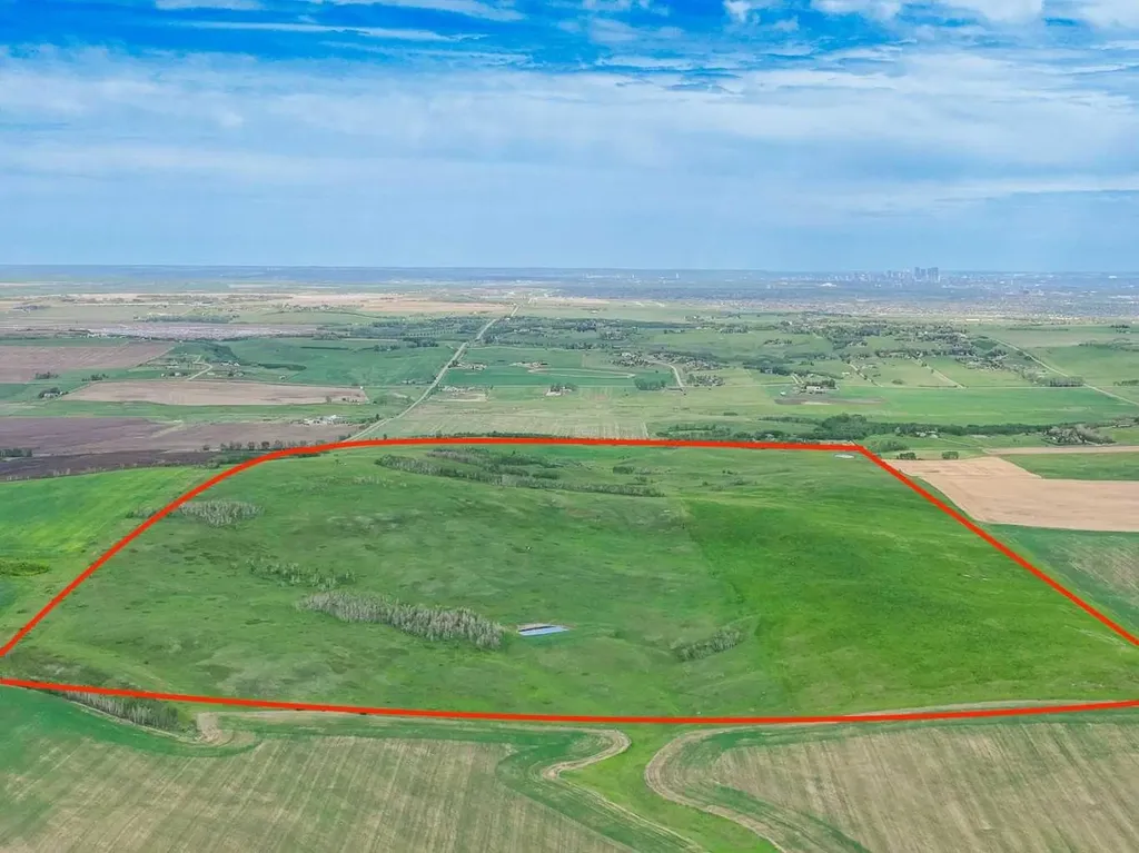 96 Street W Rural Foothills County AB T1S 3K4