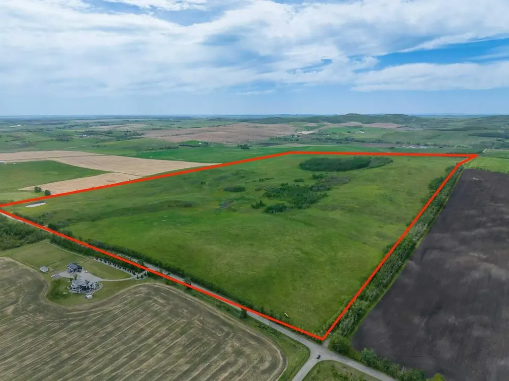96 Street W Rural Foothills County AB T1S 0V1