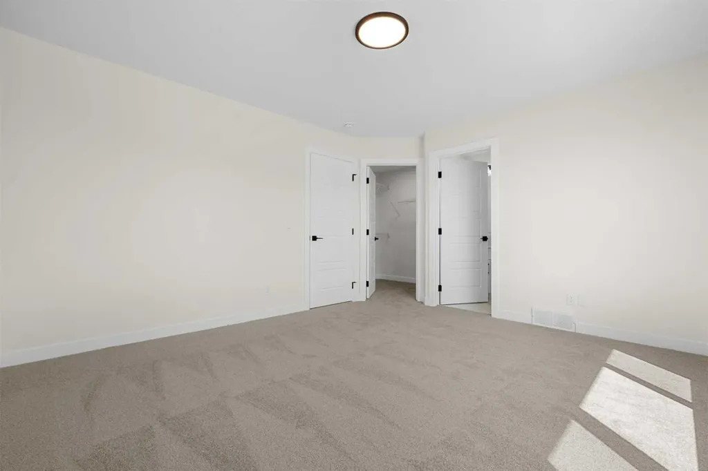 568 Buffaloberry Manor SE Calgary AB T3M3Z1