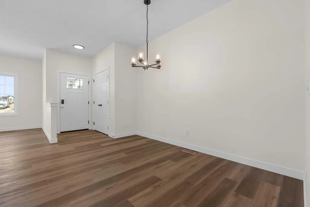 568 Buffaloberry Manor SE Calgary AB T3M3Z1