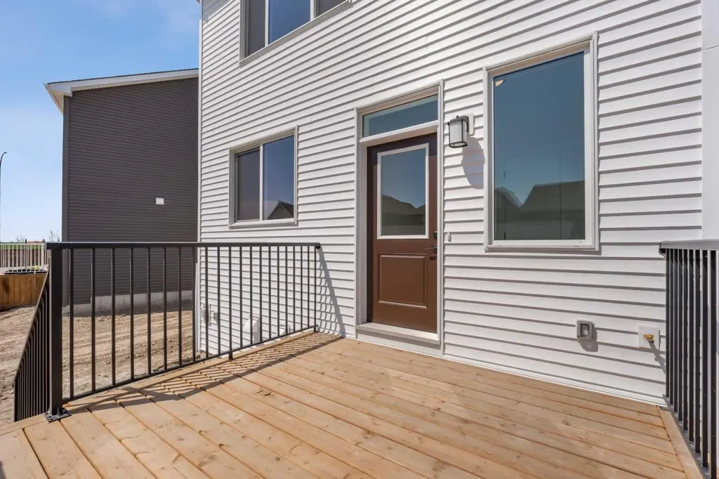 568 Buffaloberry Manor SE Calgary AB T3M3Z1